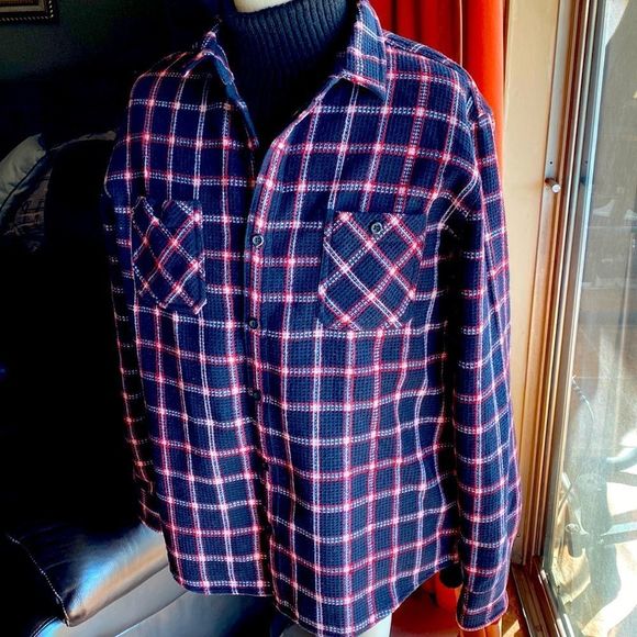 Red Ale by Alesbury Button up Shirt - Picture 1 of 7